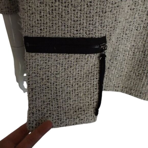 YUSHI Sweater, M/L, Eyelash Knit Gray, Cowl Neck, Pocket, 3/4 sleeves VINTAGE - Picture 7 of 12